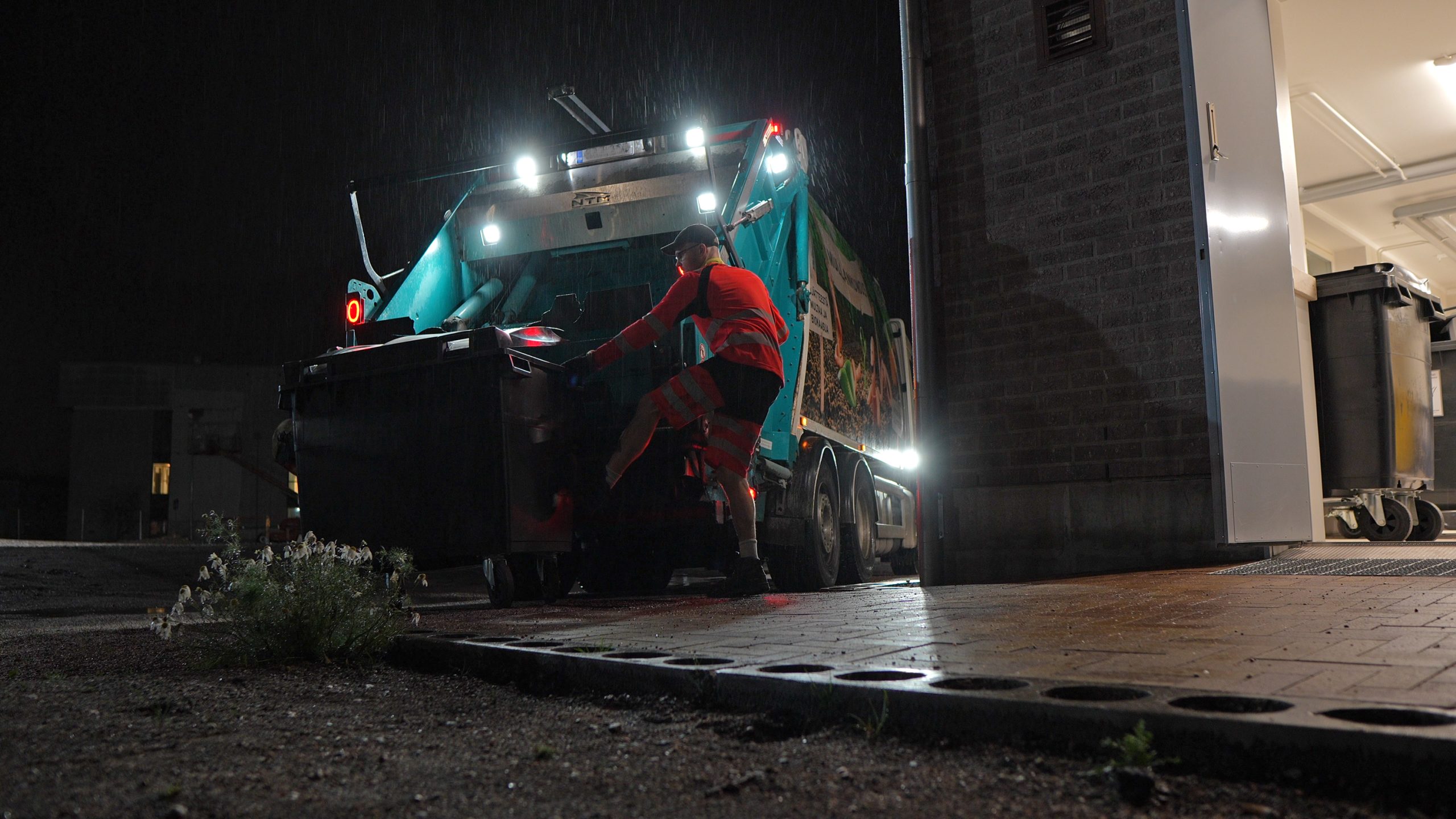 Työ on rankkaa ja yrittäjällä iso vastuu, mutta posse auttaa jaksamaan